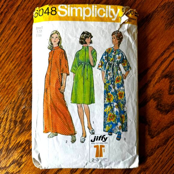 Vintage 1970s Simplicity 6048 Sewing Pattern Sz X Small Robe Mini Maxi COMPLETE - Picture 1 of 2